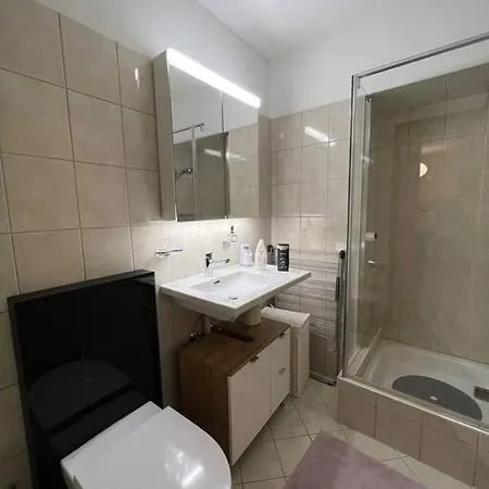 Lovely 2 Bedrooms In Platz, アパート *